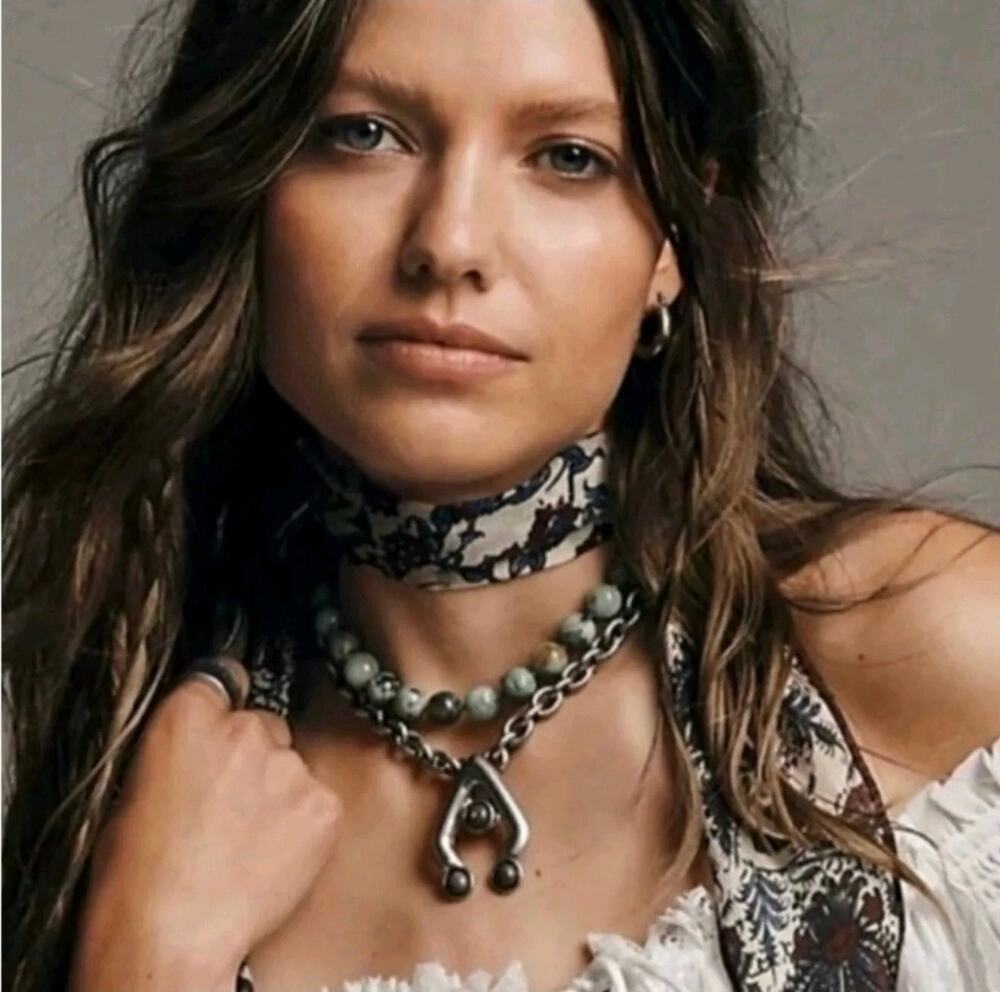 Free People Ariana Ost Think Im Dreaming Necklace Beaded Adjustable Green NWT